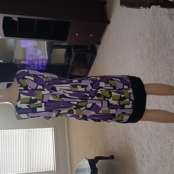 Ronni Nicole 10 scoopneck sleeveless block pattern geometric print - Picture 3 of 7